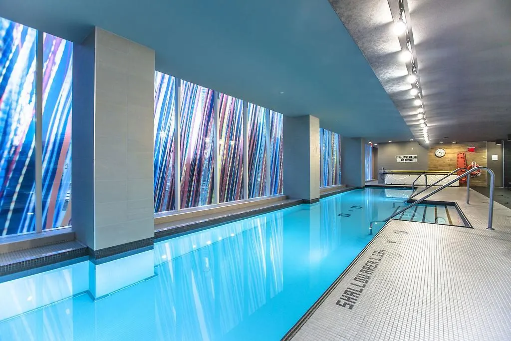 Daire Bright 2 Bed Lakeview Suite Toronto
